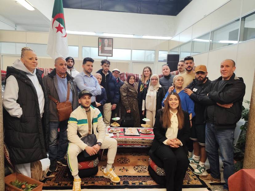 "A Friendly Gathering Unites the Algerian Community in Northern Italy for Eid al-Fitr"